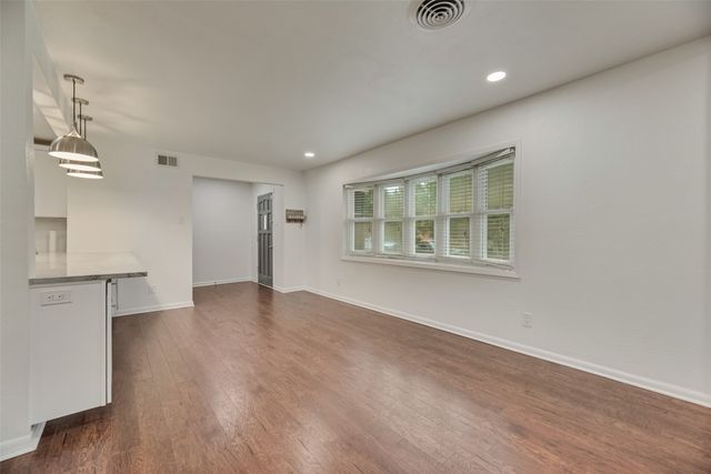 1322 Bluebird Lane, Garland, TX 75042