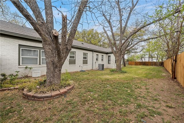 2728 Pine Avenue, Waco, TX 76708