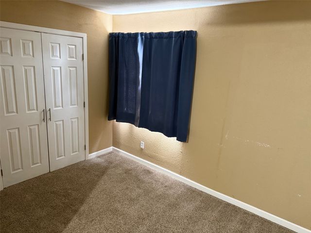 280 W 4th Street, Crawford, TX 76638