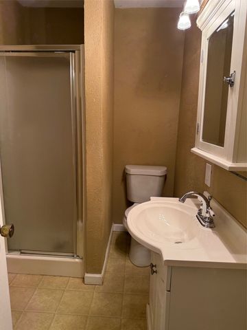 280 W 4th Street, Crawford, TX 76638