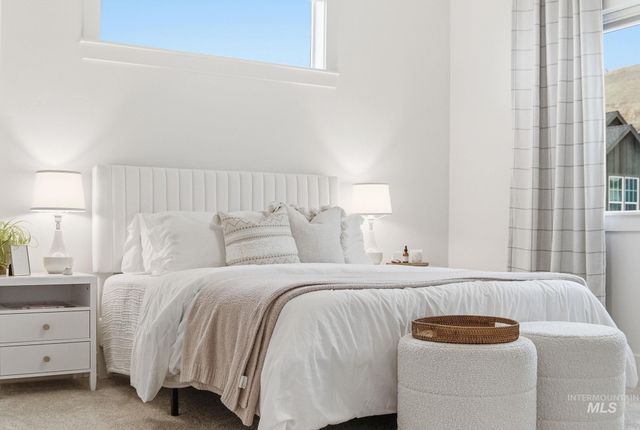 2563 S New Haven Ln, Boise, ID 83716