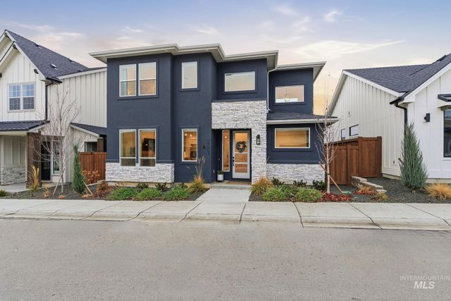 2563 S New Haven Ln, Boise, ID 83716
