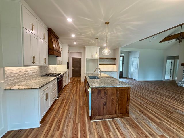 222 Skyline, Hot Springs, AR 71901