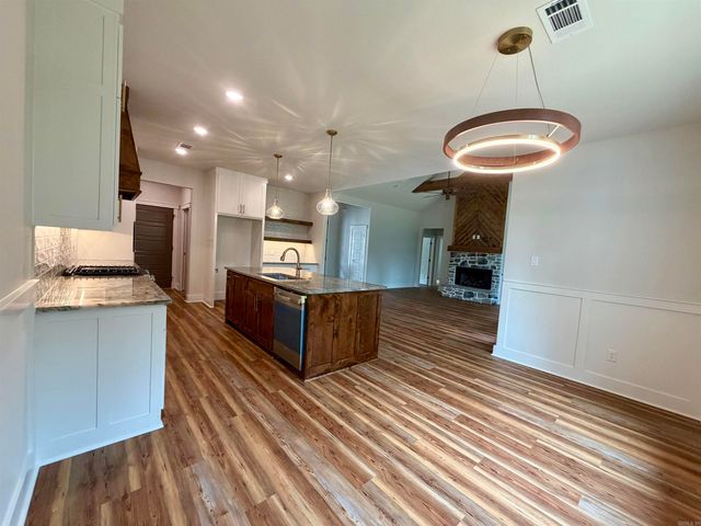 222 Skyline, Hot Springs, AR 71901