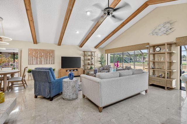 20021 Back 9 Drive, Boca Raton, FL 33498