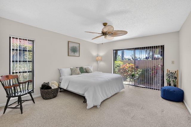 20021 Back 9 Drive, Boca Raton, FL 33498