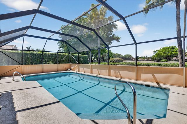 20021 Back 9 Drive, Boca Raton, FL 33498