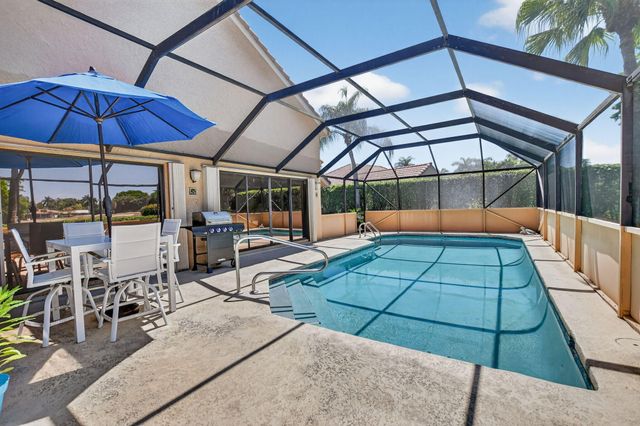 20021 Back 9 Drive, Boca Raton, FL 33498