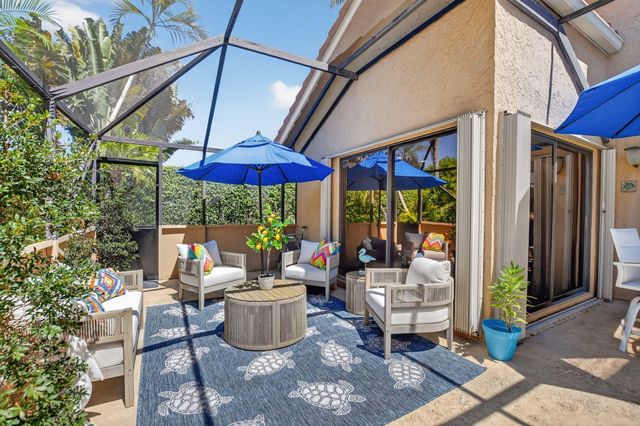 20021 Back 9 Drive, Boca Raton, FL 33498