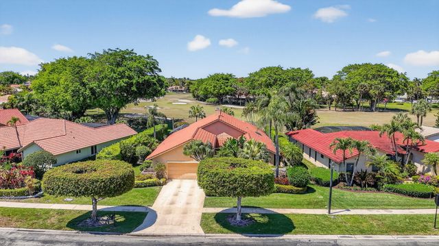 20021 Back 9 Drive, Boca Raton, FL 33498