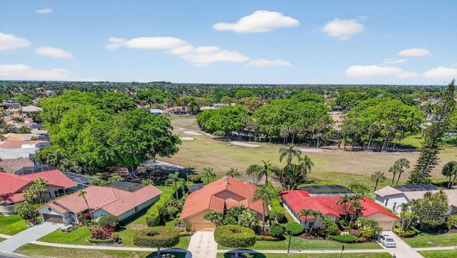 20021 Back 9 Drive, Boca Raton, FL 33498