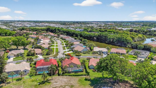 20021 Back 9 Drive, Boca Raton, FL 33498