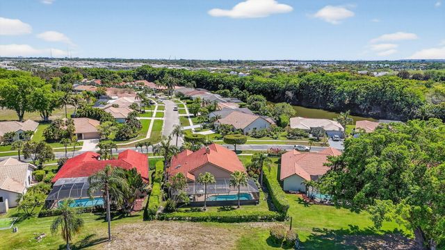 20021 Back 9 Drive, Boca Raton, FL 33498