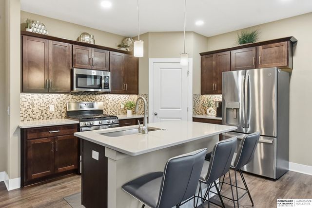 7020 S 184th Street, Omaha, NE 68136