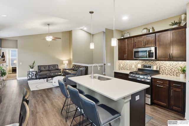 7020 S 184th Street, Omaha, NE 68136