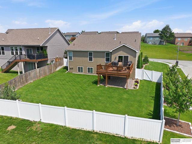 7020 S 184th Street, Omaha, NE 68136