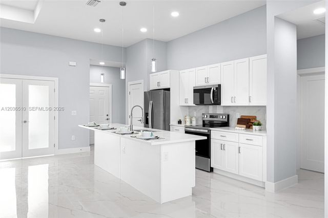 804 Curtis Ave N, Lehigh Acres, FL 33971