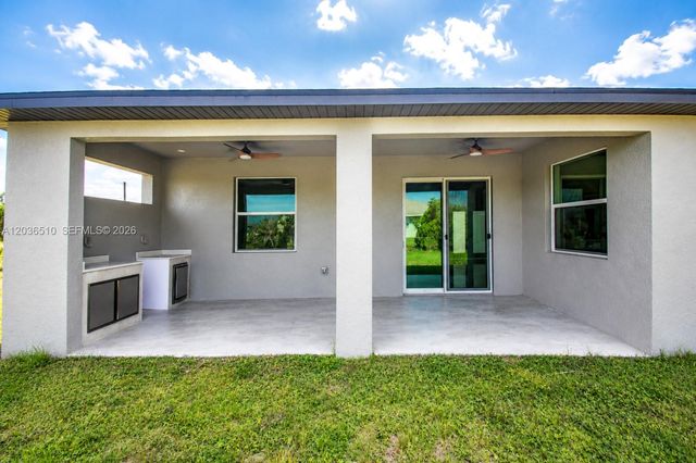 804 Curtis Ave N, Lehigh Acres, FL 33971
