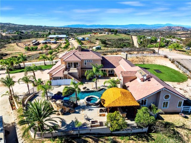 39444 Calle Portillo, Temecula, CA 92592