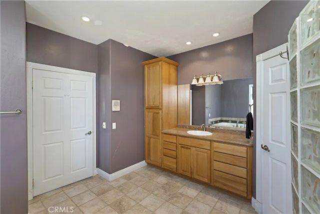 39444 Calle Portillo, Temecula, CA 92592