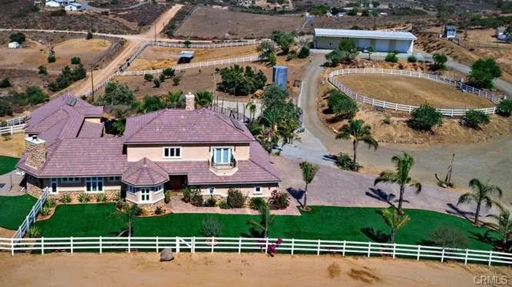 39444 Calle Portillo, Temecula, CA 92592