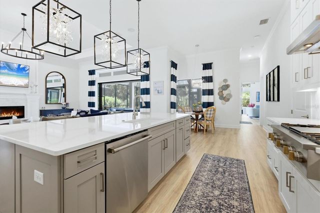 9463 TEQUILA SUNRISE DRIVE, Sarasota, FL 34241