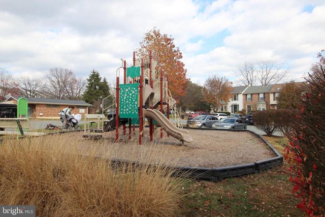 648 CORAL REEF DR, Gaithersburg, MD 20878