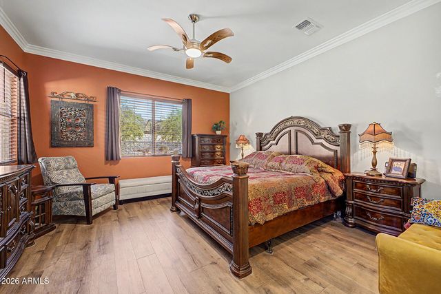 937 E LA MIRADA Drive, Phoenix, AZ 85042