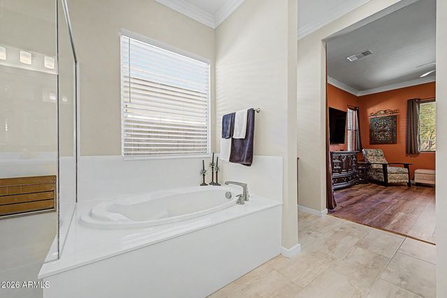 937 E LA MIRADA Drive, Phoenix, AZ 85042