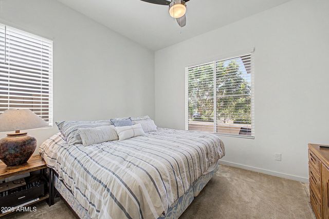 937 E LA MIRADA Drive, Phoenix, AZ 85042