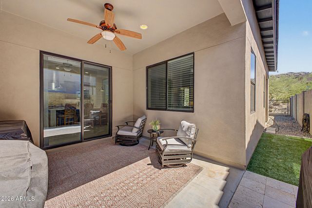 937 E LA MIRADA Drive, Phoenix, AZ 85042