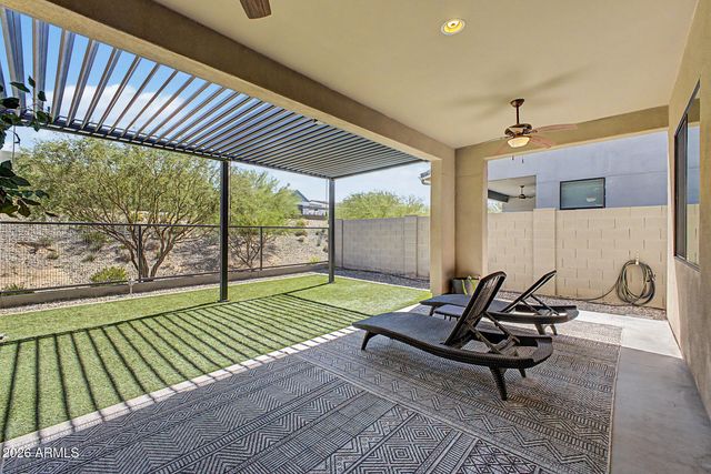 937 E LA MIRADA Drive, Phoenix, AZ 85042