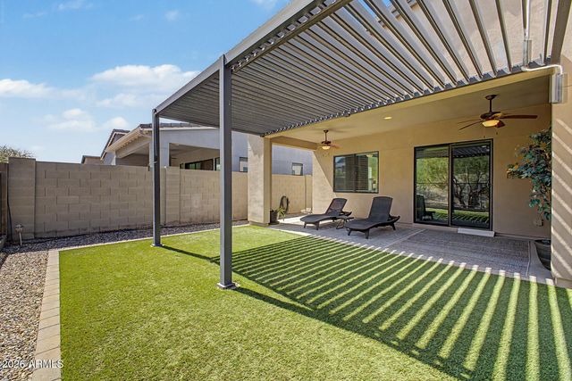 937 E LA MIRADA Drive, Phoenix, AZ 85042