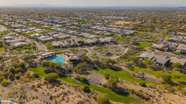 937 E LA MIRADA Drive, Phoenix, AZ 85042
