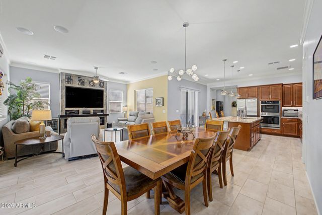 937 E LA MIRADA Drive, Phoenix, AZ 85042
