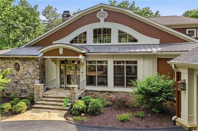 549 Petit Ridge Drive, Big Canoe, GA 30143