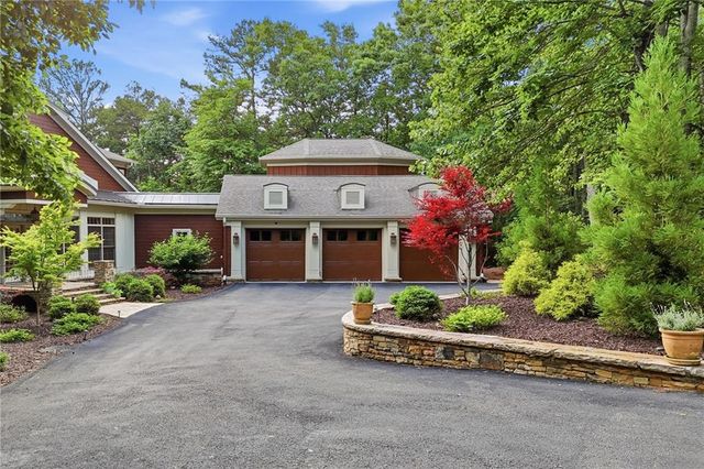 549 Petit Ridge Drive, Big Canoe, GA 30143