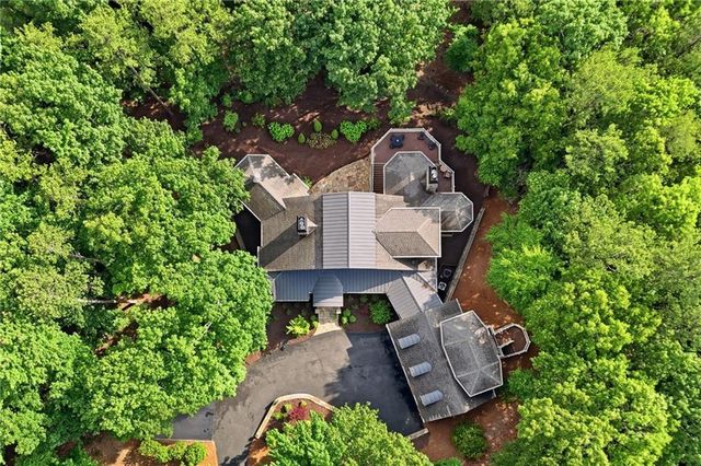 549 Petit Ridge Drive, Big Canoe, GA 30143