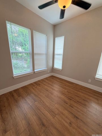 439 DUNNING AVE, San Antonio, TX 78210