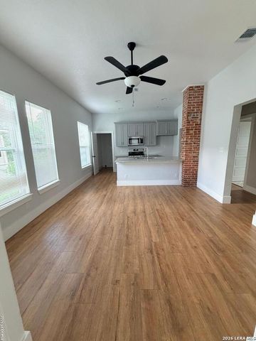 439 DUNNING AVE, San Antonio, TX 78210