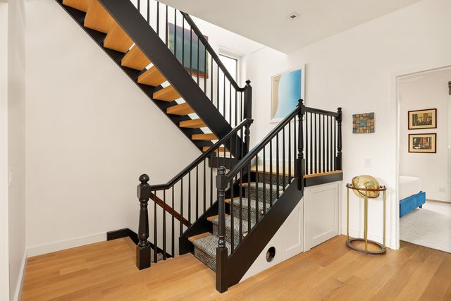 19 CONSELYEA Street, New York City, NY 11211