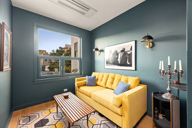 19 CONSELYEA Street, New York City, NY 11211