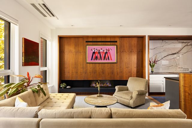 19 CONSELYEA Street, New York City, NY 11211