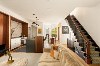 19 CONSELYEA Street, New York City, NY 11211