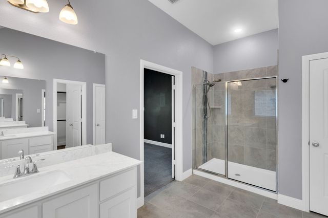 944 Crockett Street, Aubrey, TX 76227