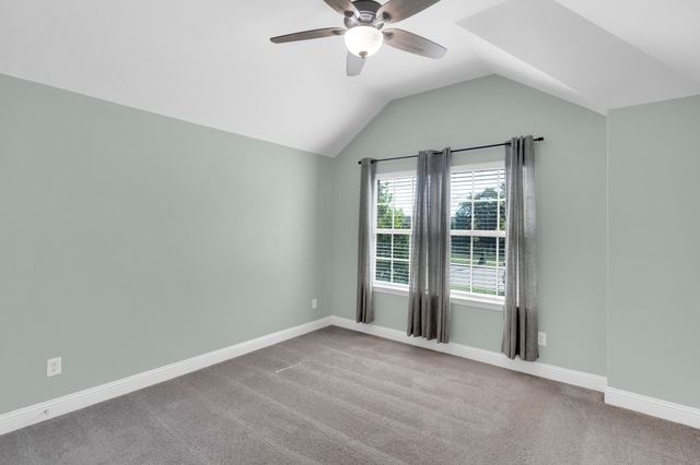 944 Crockett Street, Aubrey, TX 76227