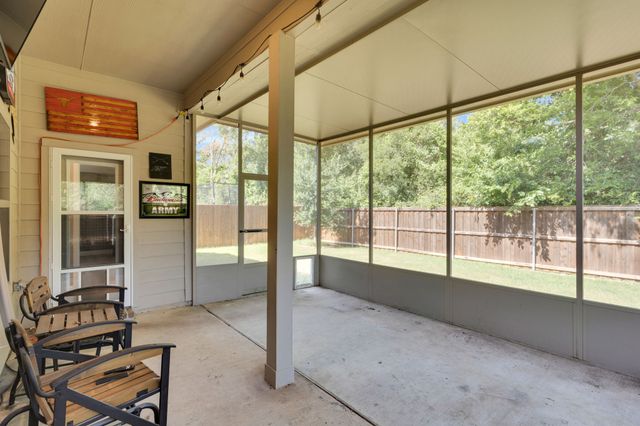 944 Crockett Street, Aubrey, TX 76227