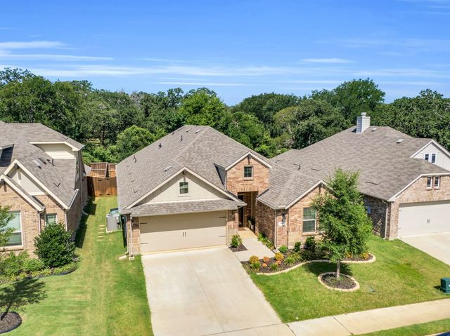 944 Crockett Street, Aubrey, TX 76227