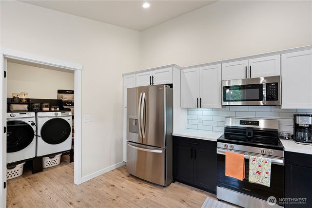 911 W California Road, Shelton, WA 98584