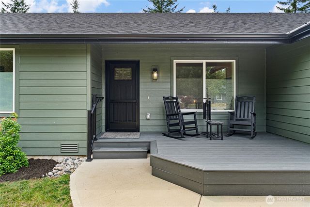 911 W California Road, Shelton, WA 98584